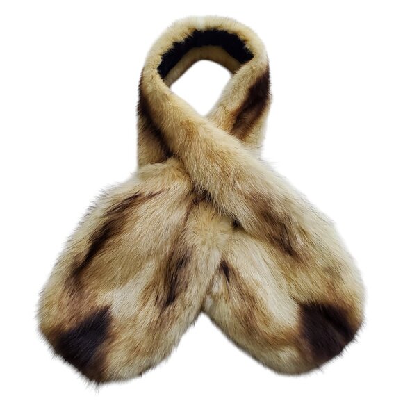 Vintage Genuine Fur Collar with Secure Pass through Closure Gorgeous - Picture 1 of 7